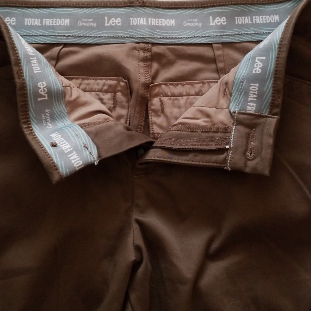 Lee Total Freedom Straight Leg Pant, Womens
